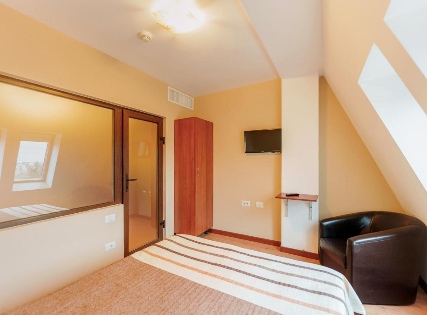 Hotel Crisana Arad Exterior photo