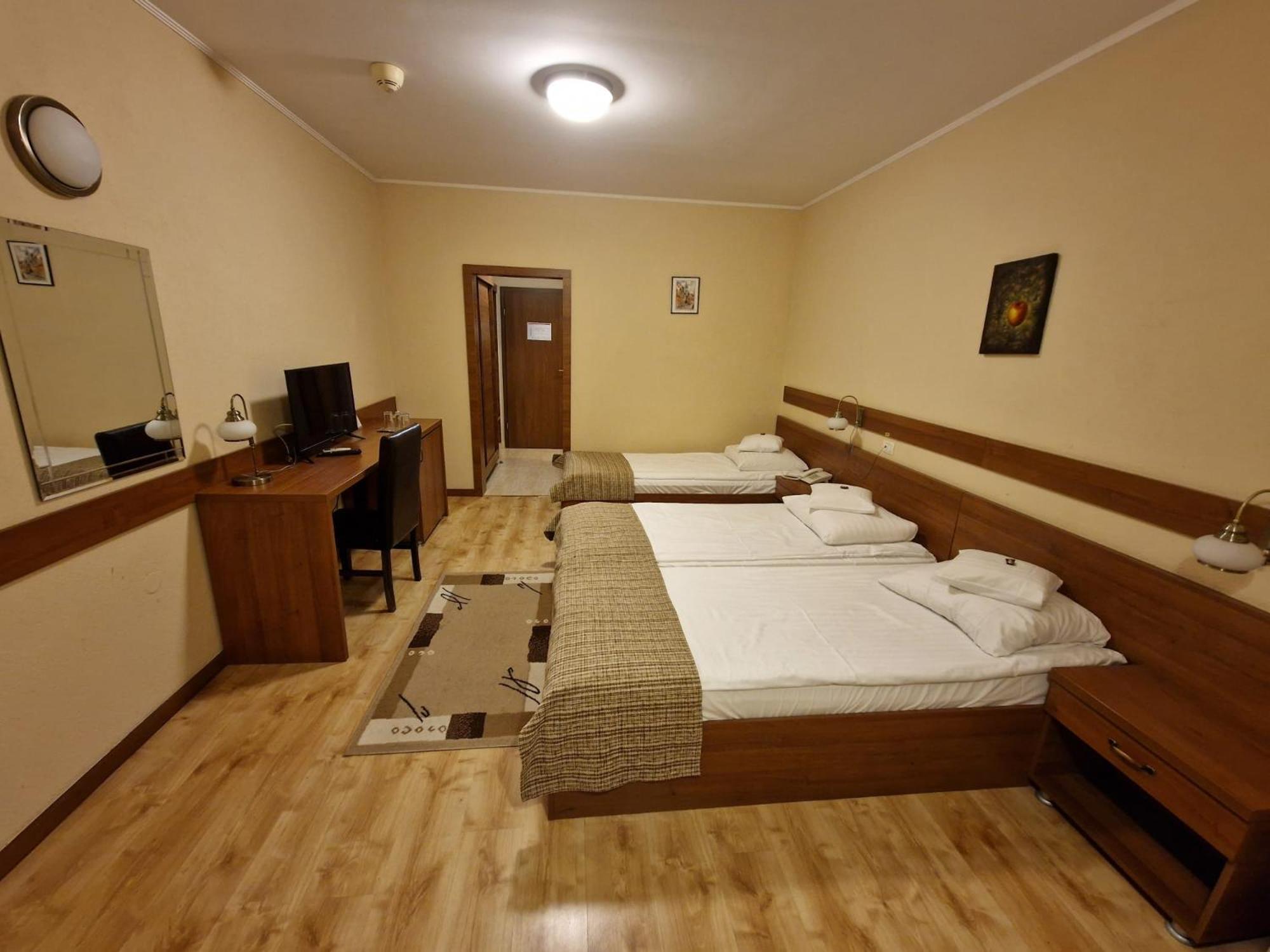 Hotel Crisana Arad Exterior photo